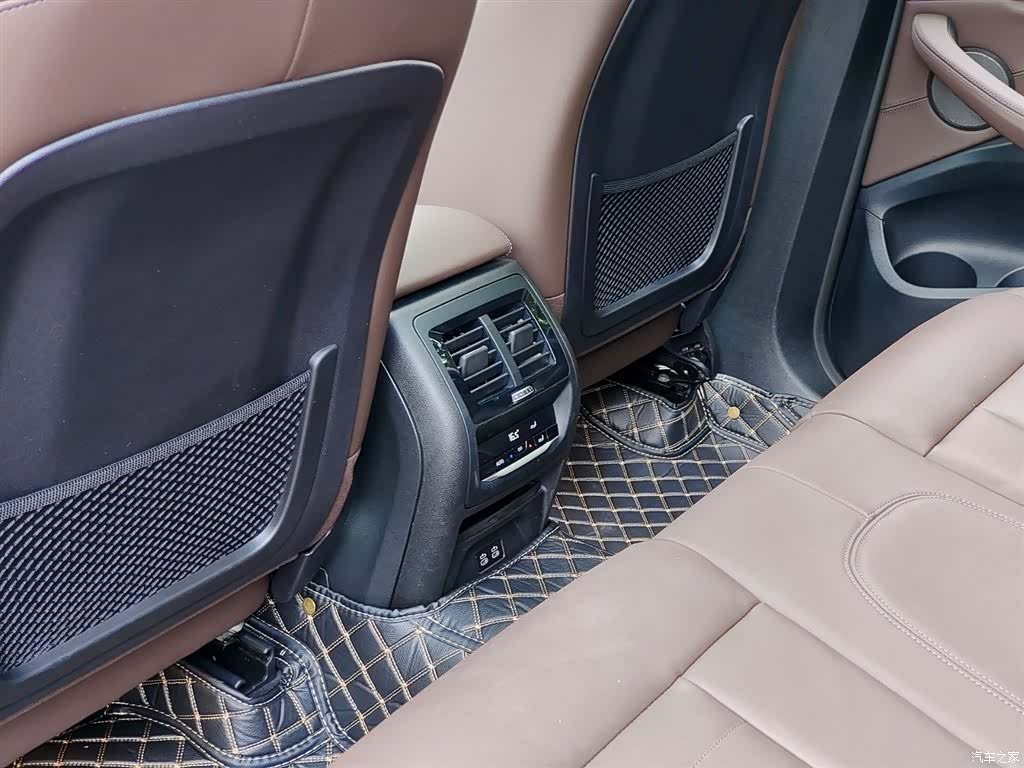BMW X3, 2021 9