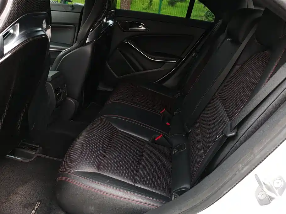 Mercedes-Benz CLA AMG