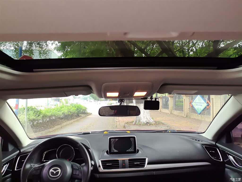 Mazda Mazda3, 2016 9