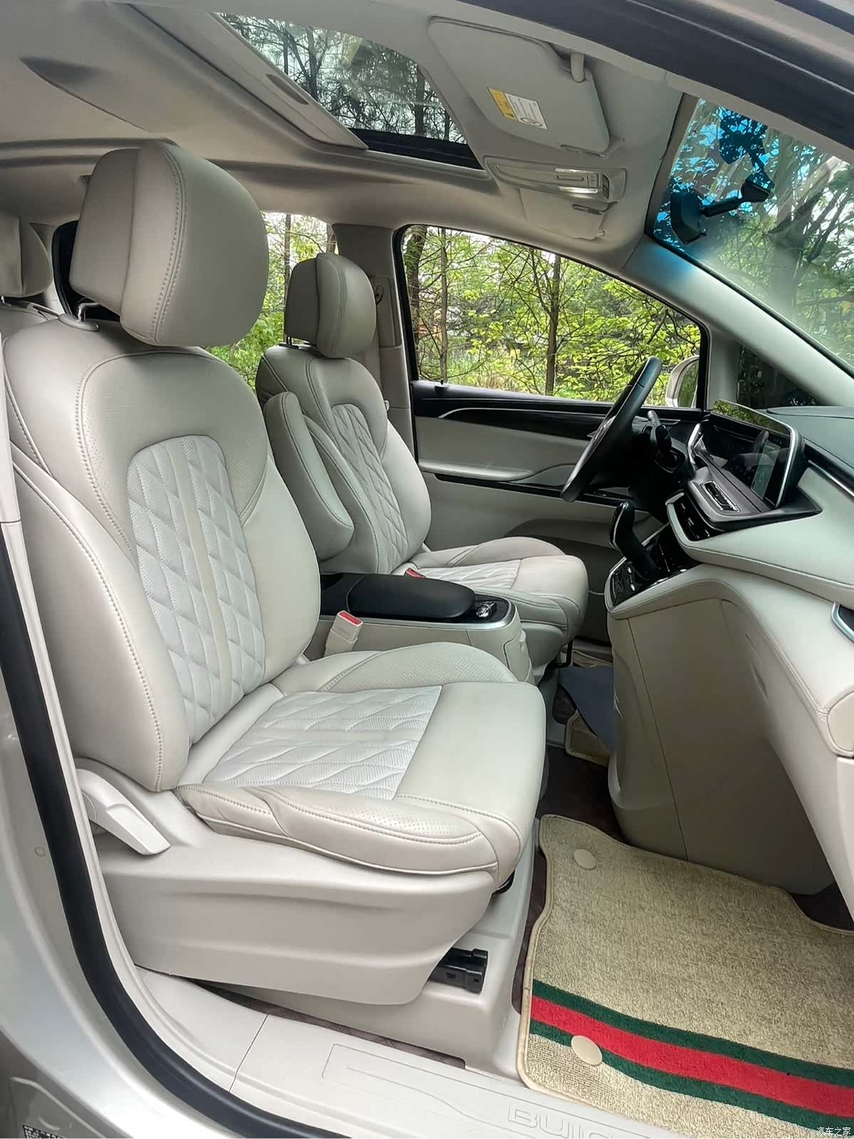 Buick GL8, 2020 11