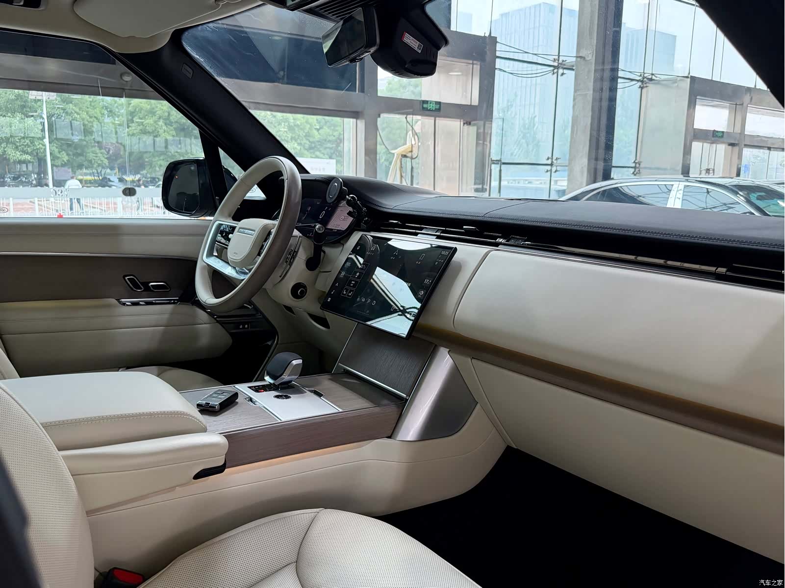 Land Rover Range Rover, 2026 18