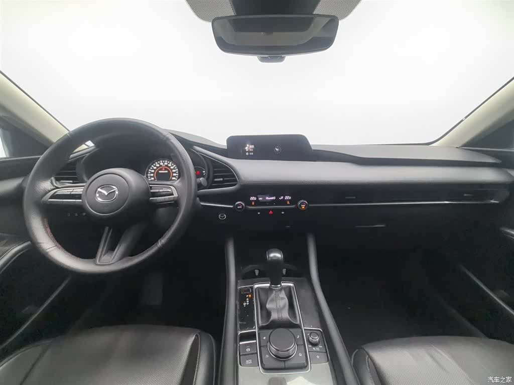 Mazda Mazda3, 2020 все фото