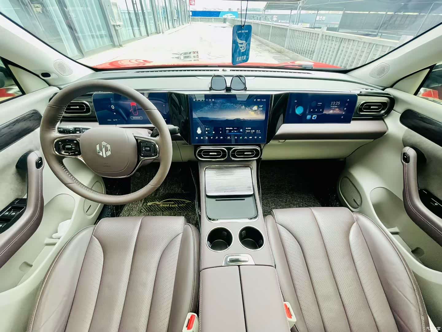 Leapmotor C11, 2022 все фото
