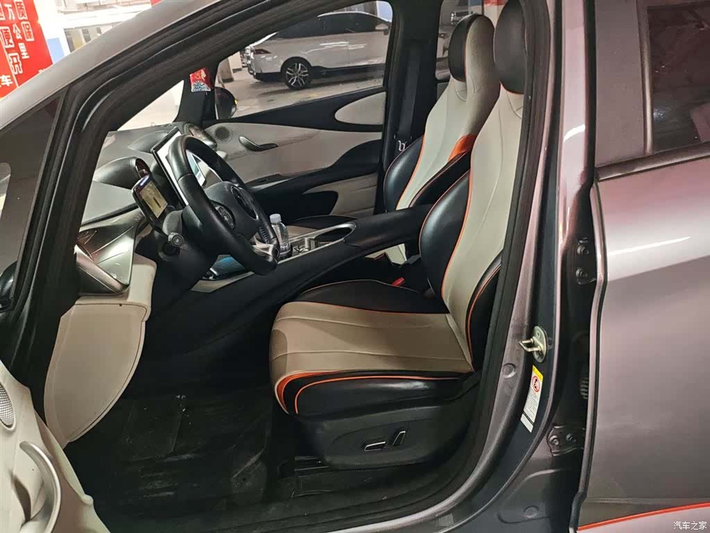 BYD Dolphin, 2022 15