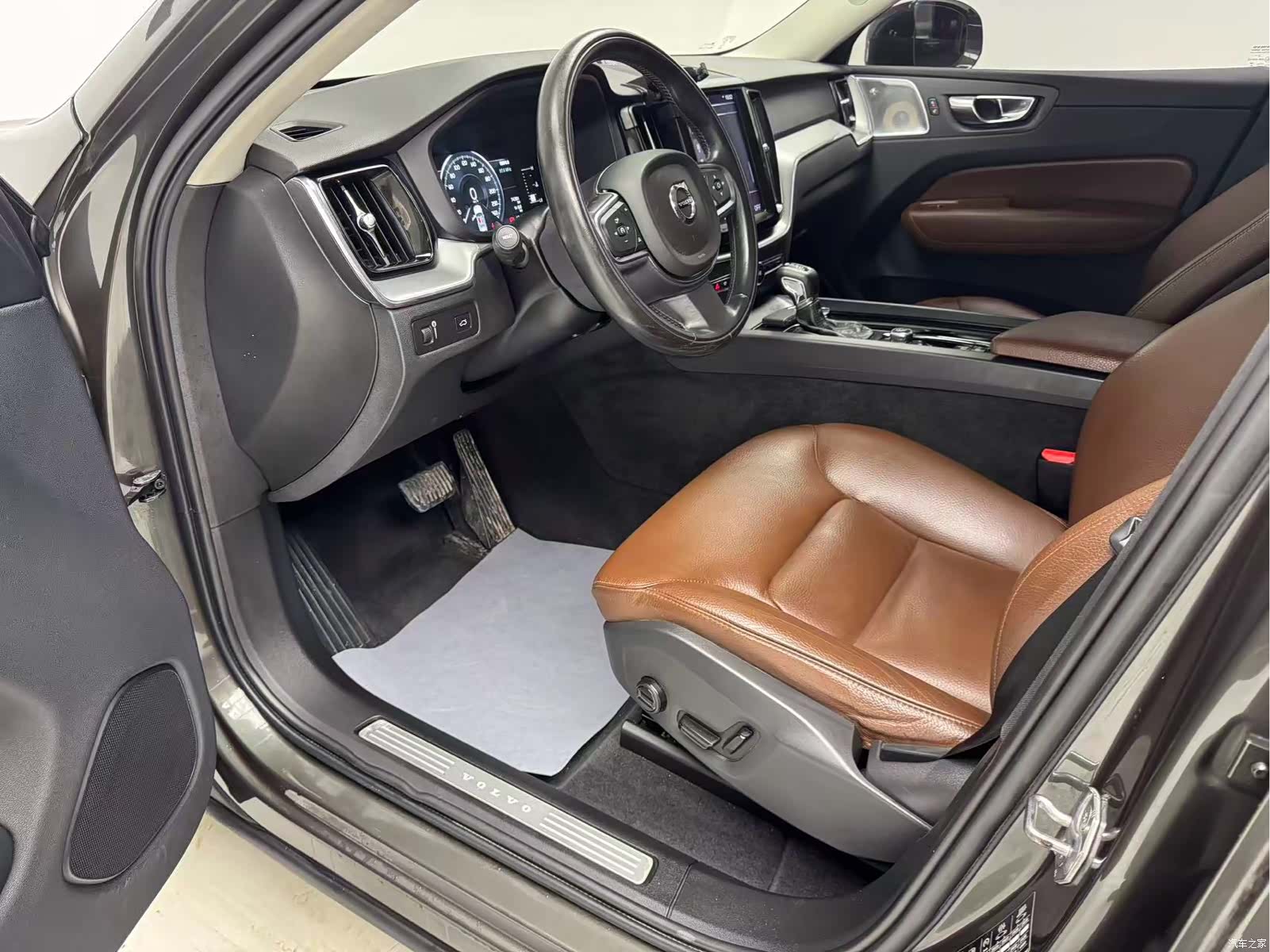 Volvo XC60, 2018 11