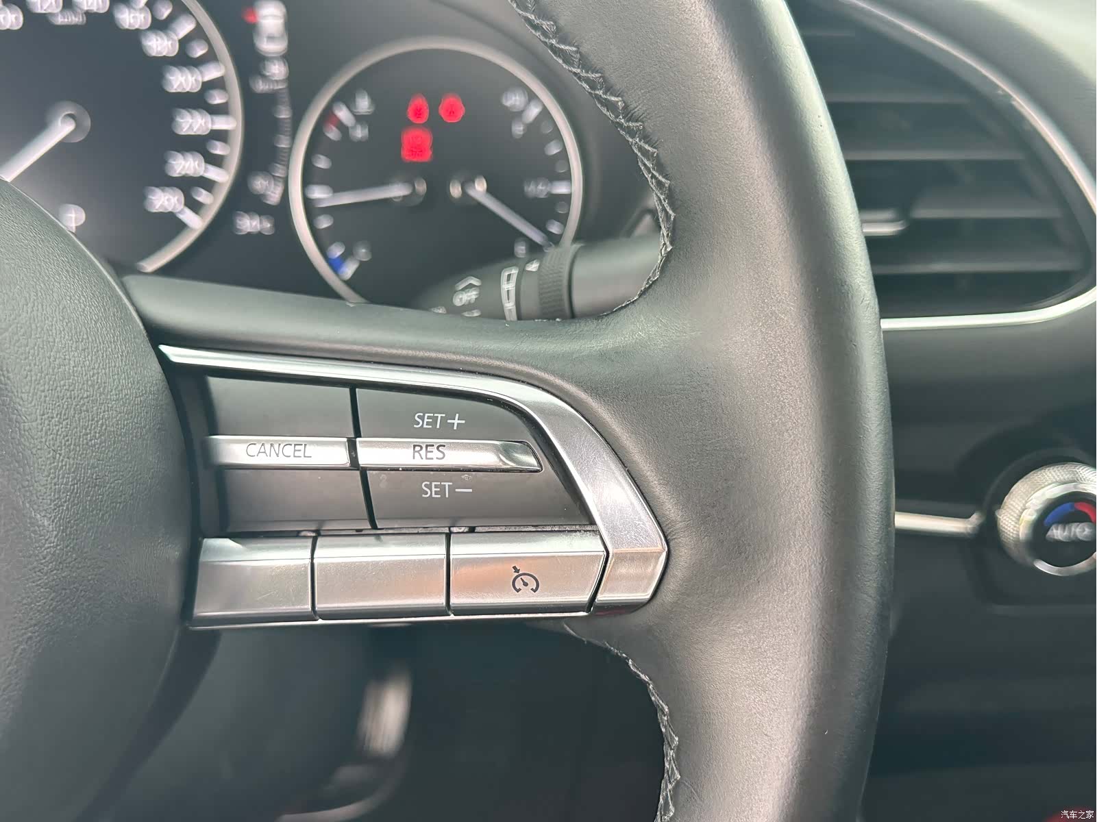 Mazda Mazda3, 2020 13