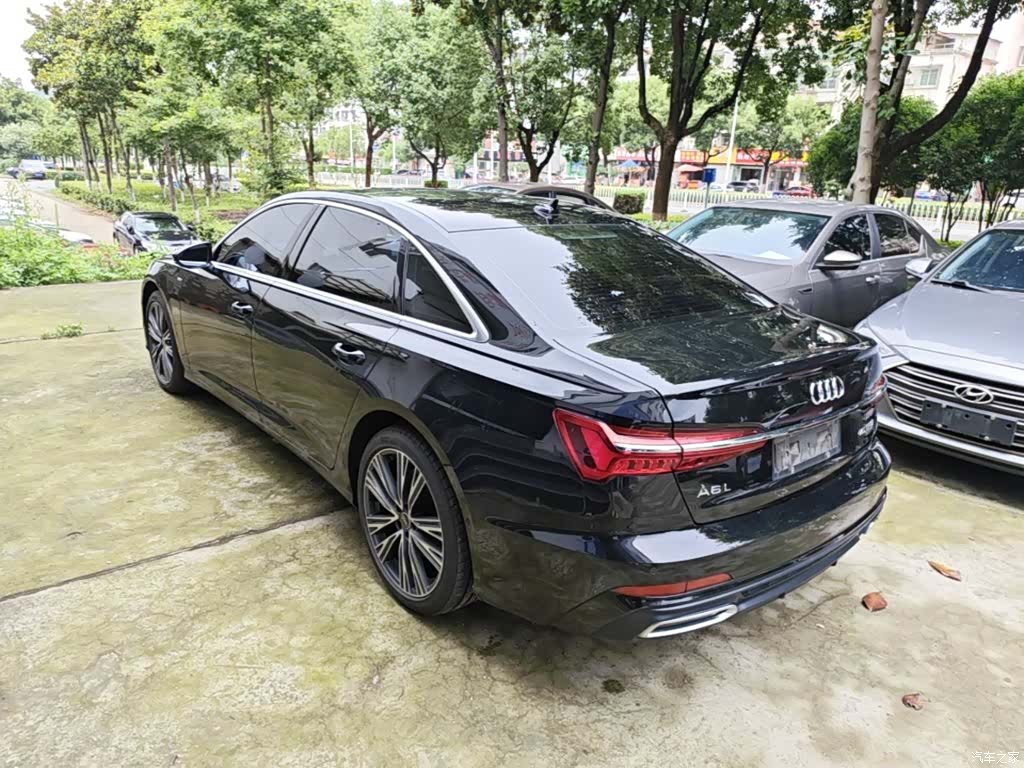 Audi A6L, 2022 все фото