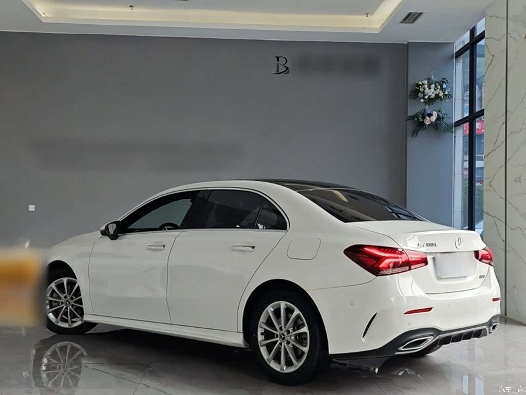 Mercedes-Benz A-Class, 2022 11