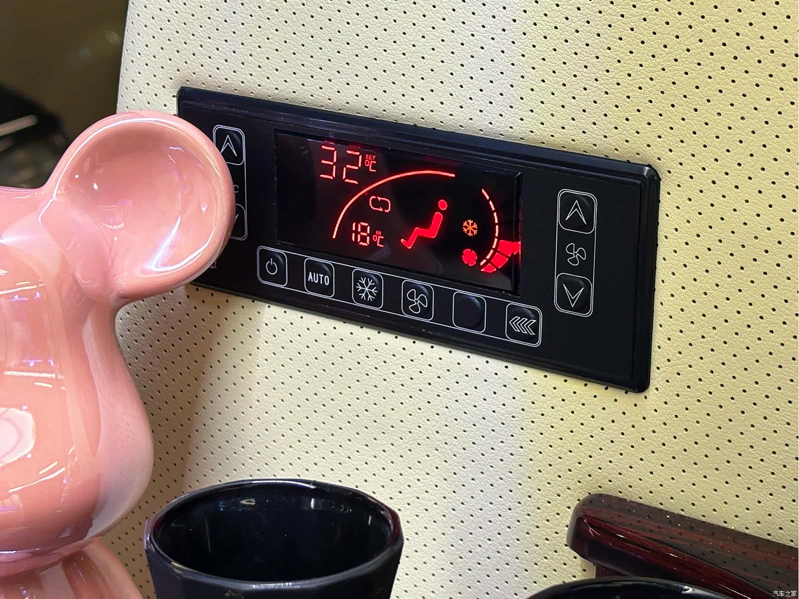 Ford E350, 2014 27