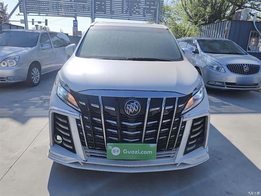 Buick GL8, 2020 3