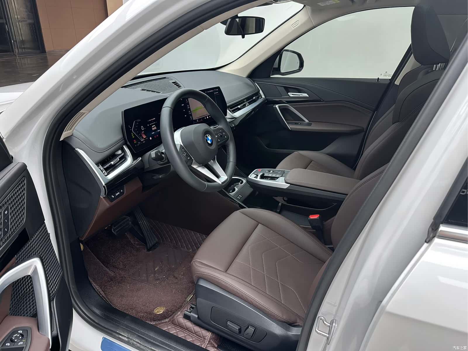 BMW X1, 2023 10
