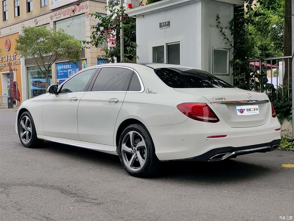 Mercedes-Benz E-Class, 2019 4