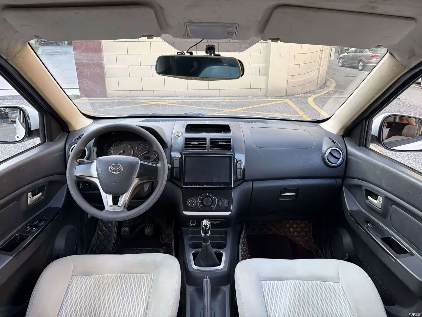 BAIC H2, 2015 11