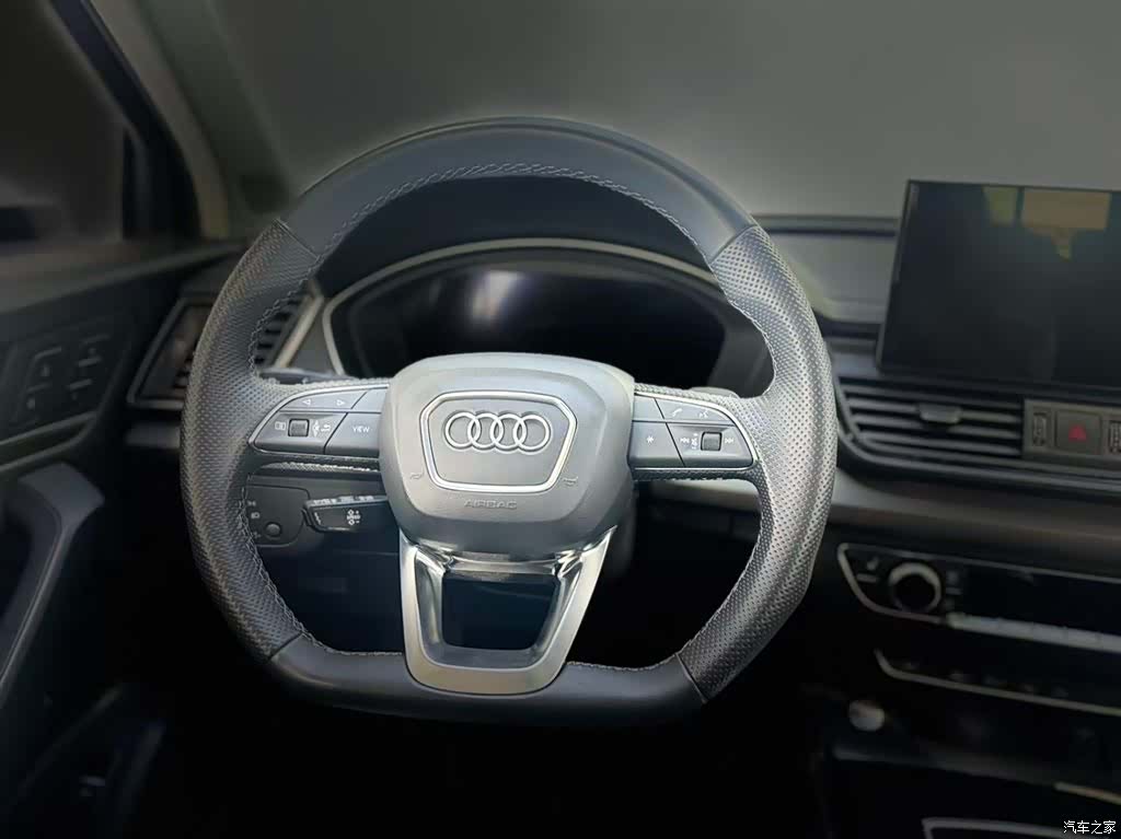 Audi Q5L, 2022 14