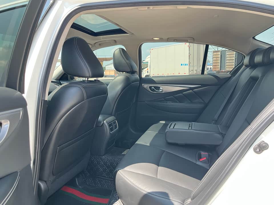 Infiniti Q50L Infiniti Q50L