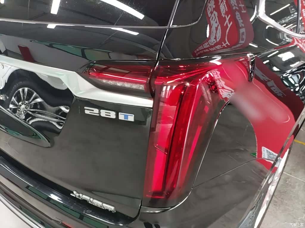 Cadillac XT6, 2022 8
