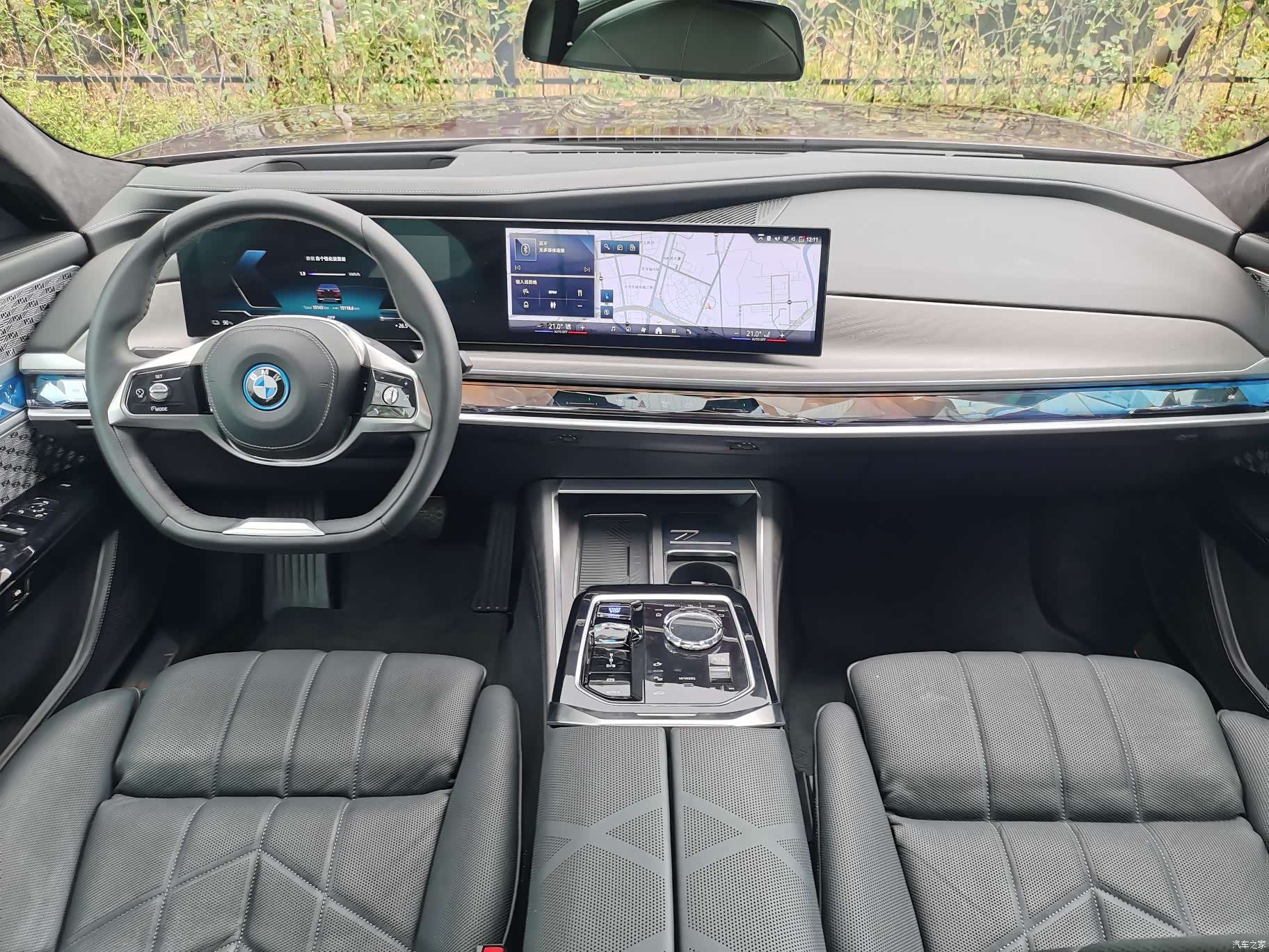 BMW i7, 2024 9