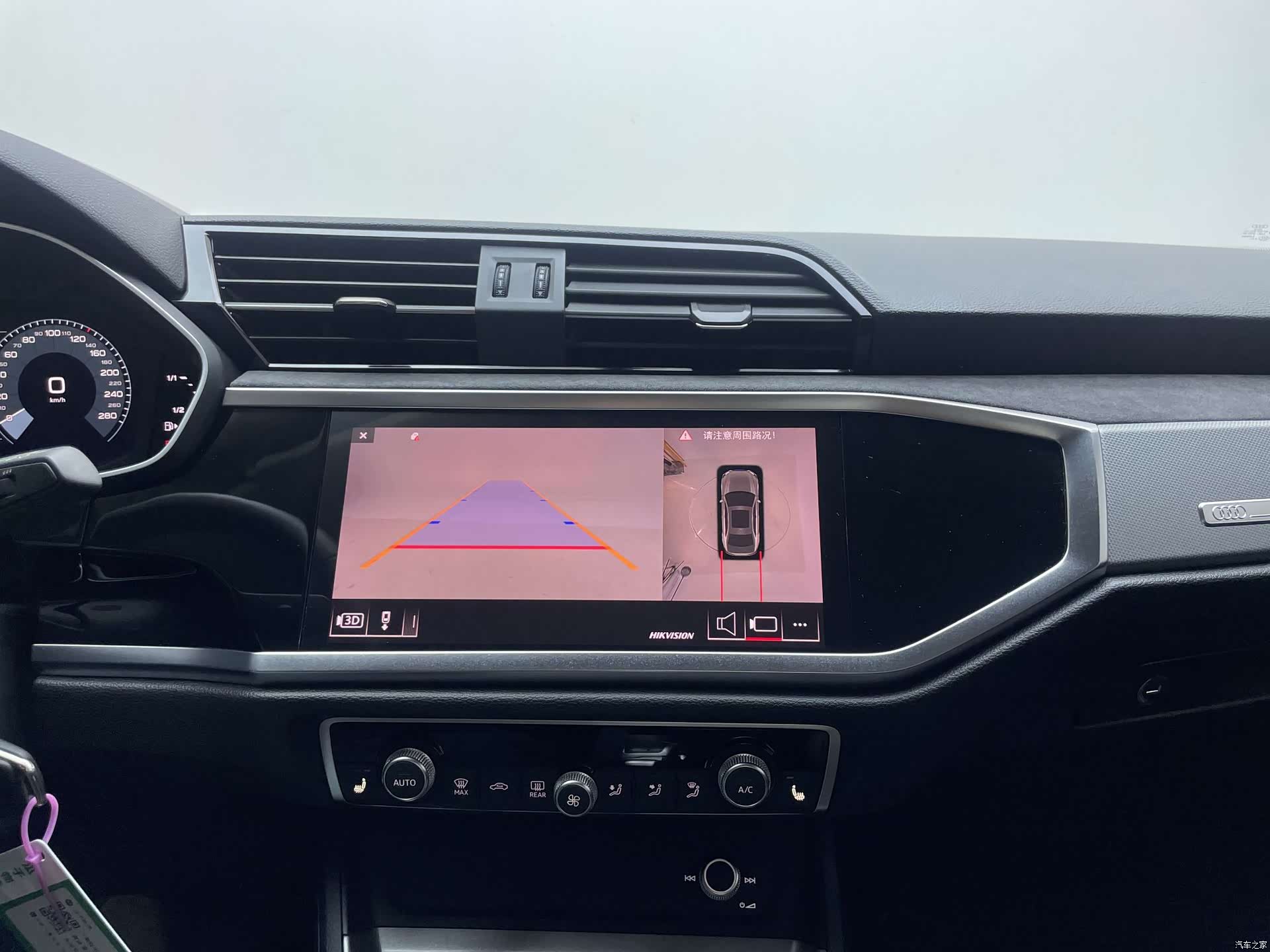 Audi Q3, 2022 9