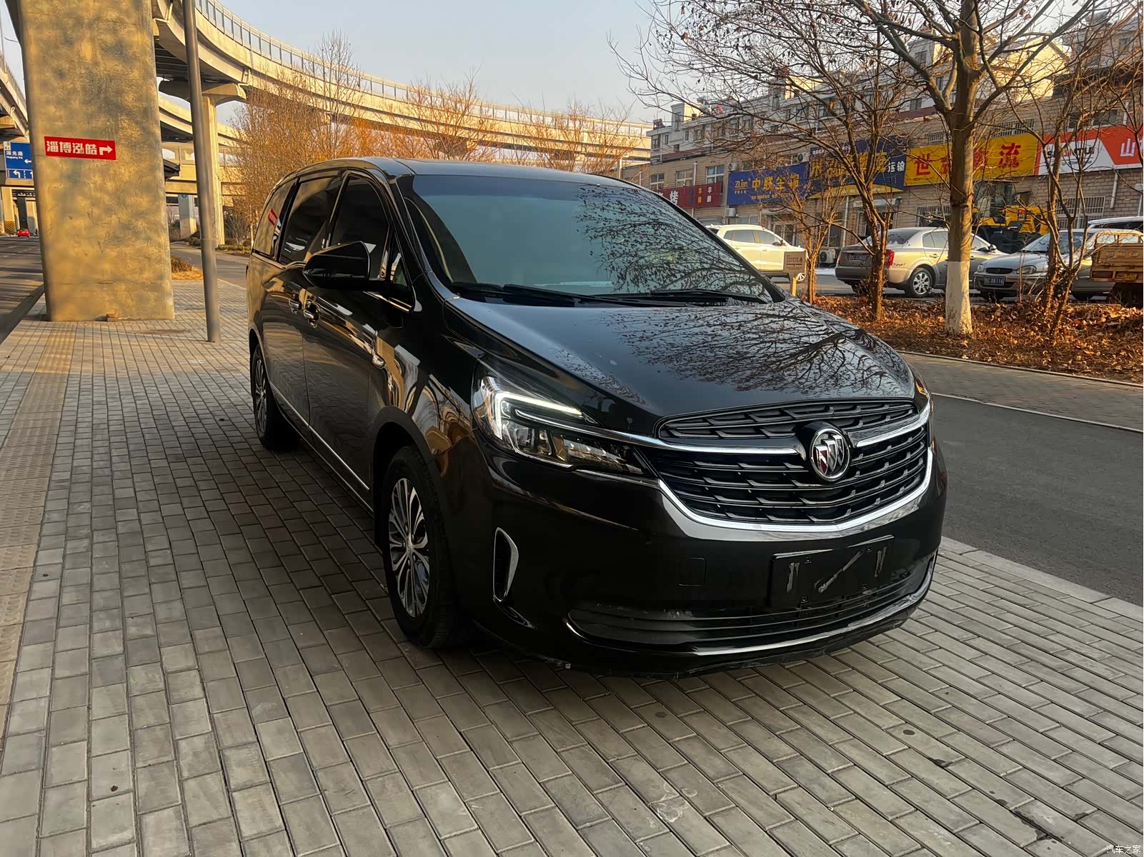 Buick GL8, 2022 4