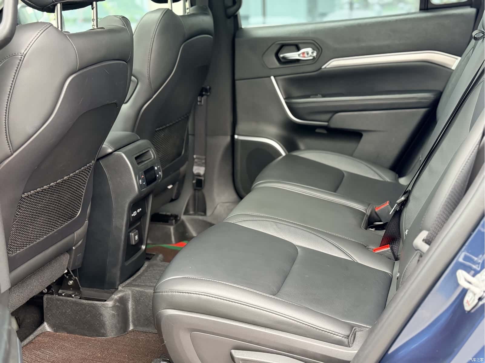 Jeep Grand Commander, 2022 16