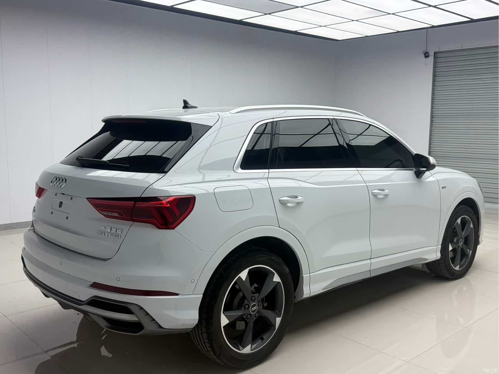 Audi Q3, 2022 3