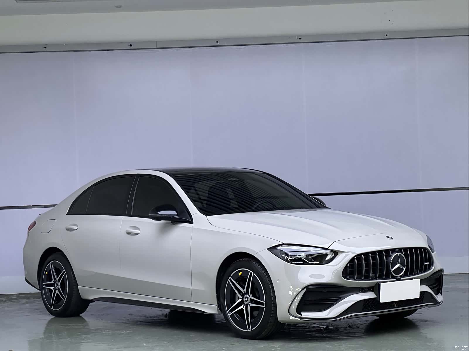 Mercedes-Benz C-Class, 2022 3