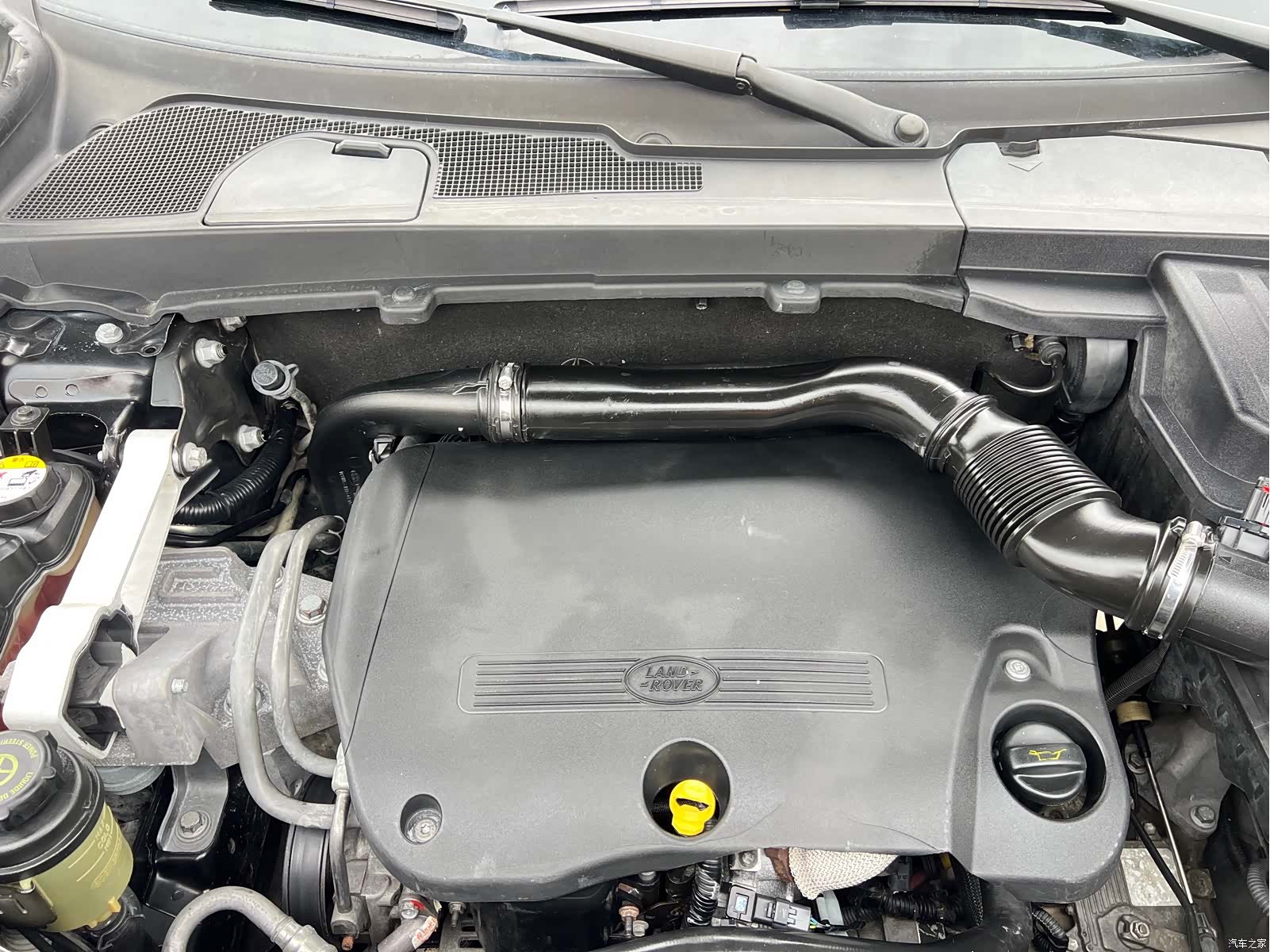 Land Rover SD4, 2011 24