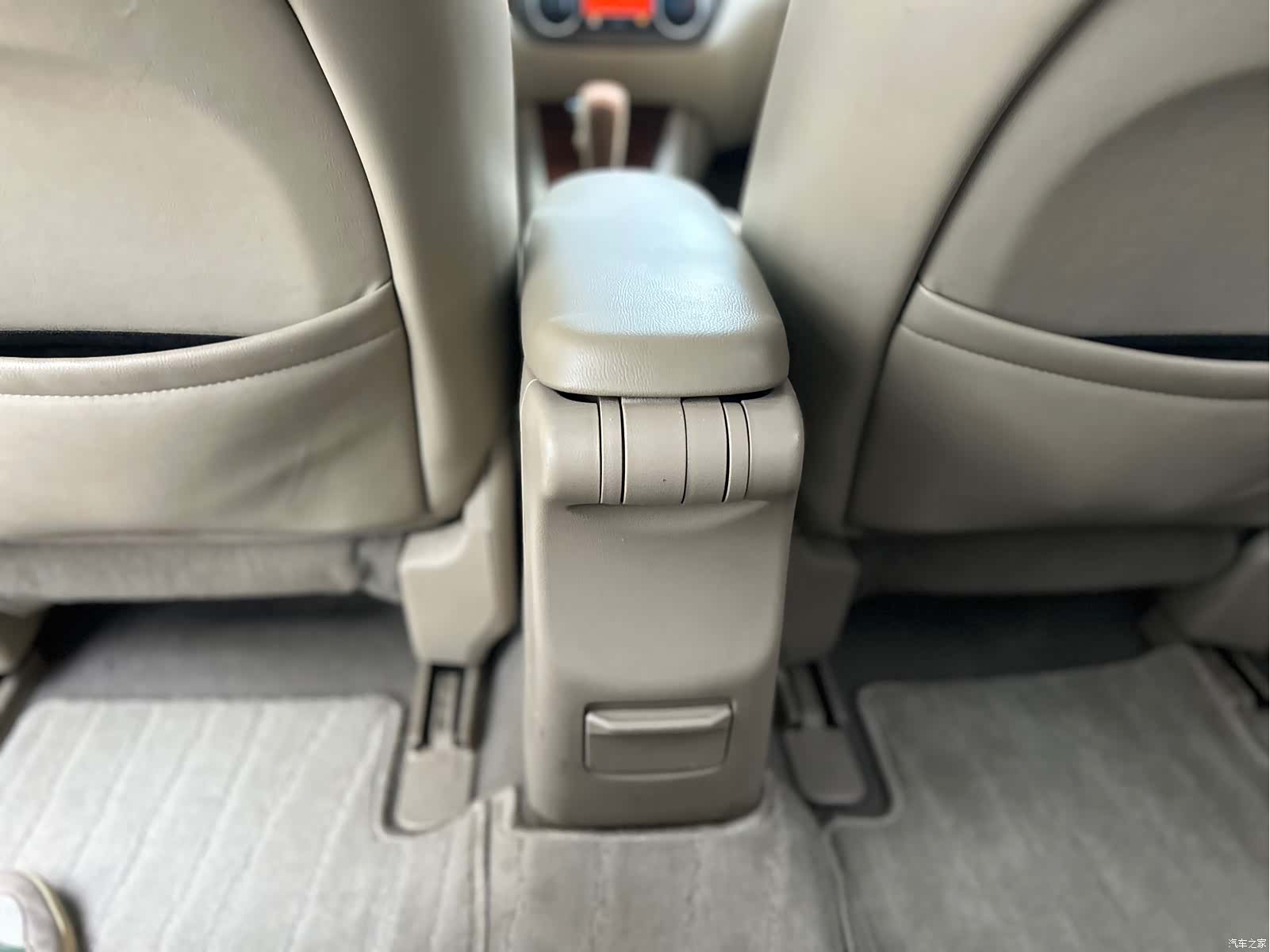 Nissan Sylphy, 2012 18