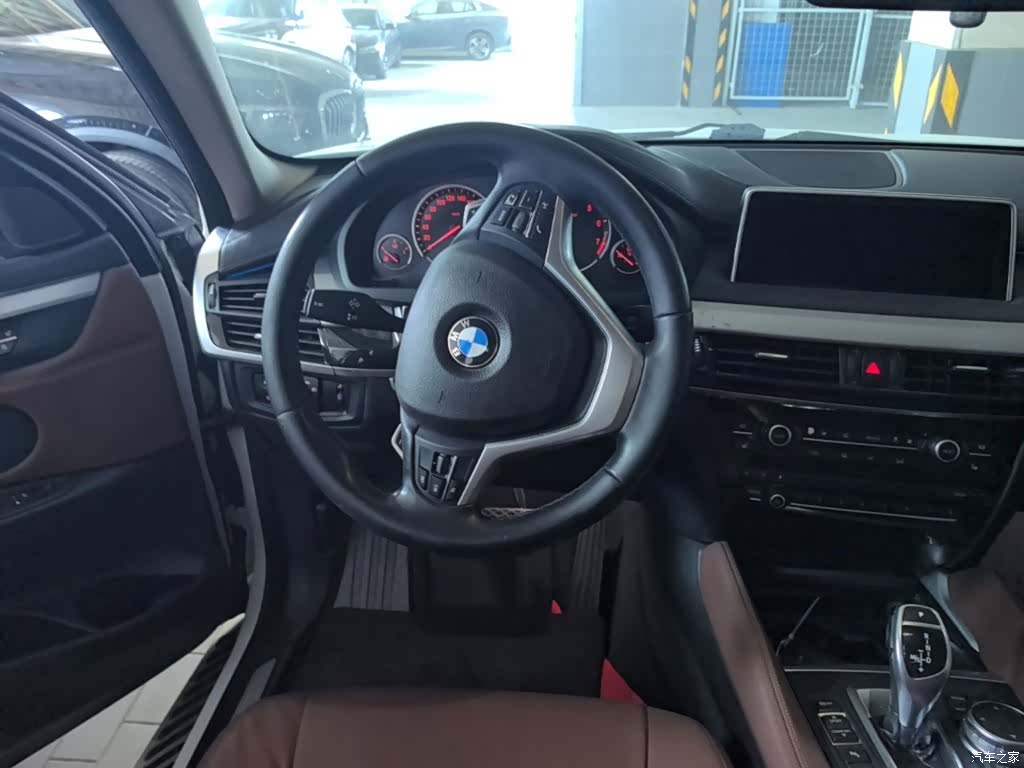 BMW X6, 2015 11