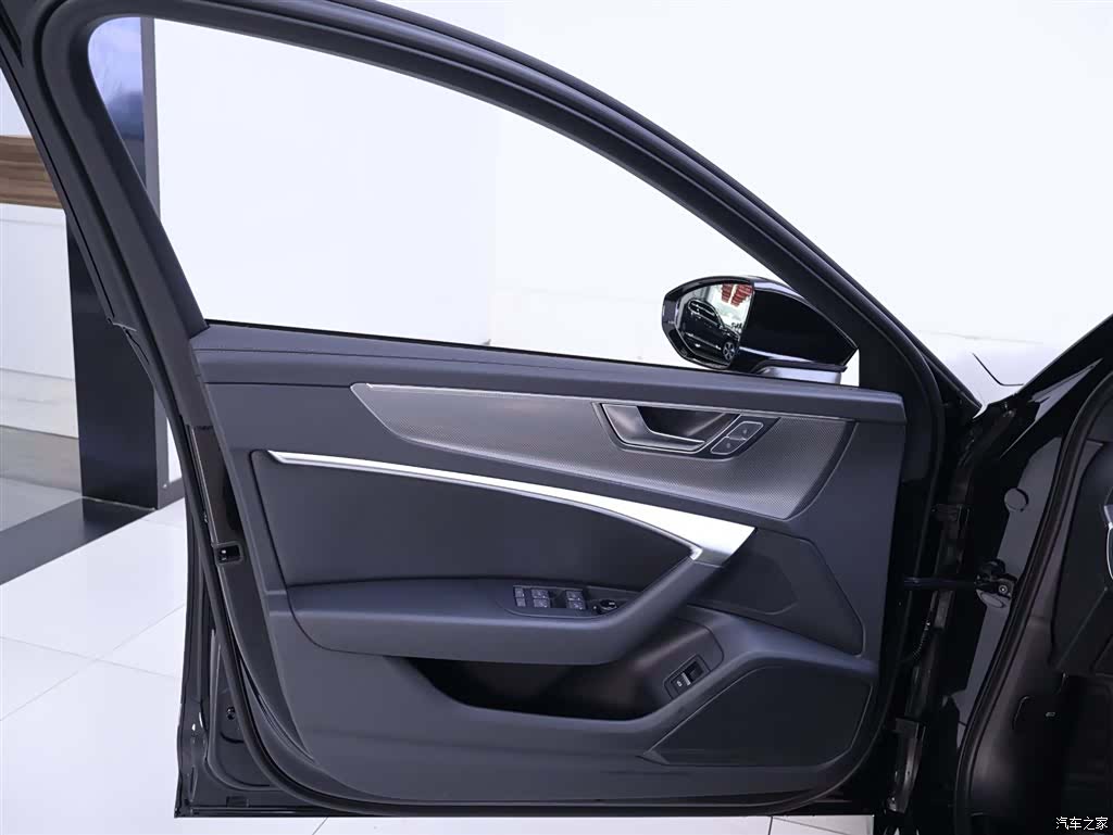 Audi A6L, 2025 18