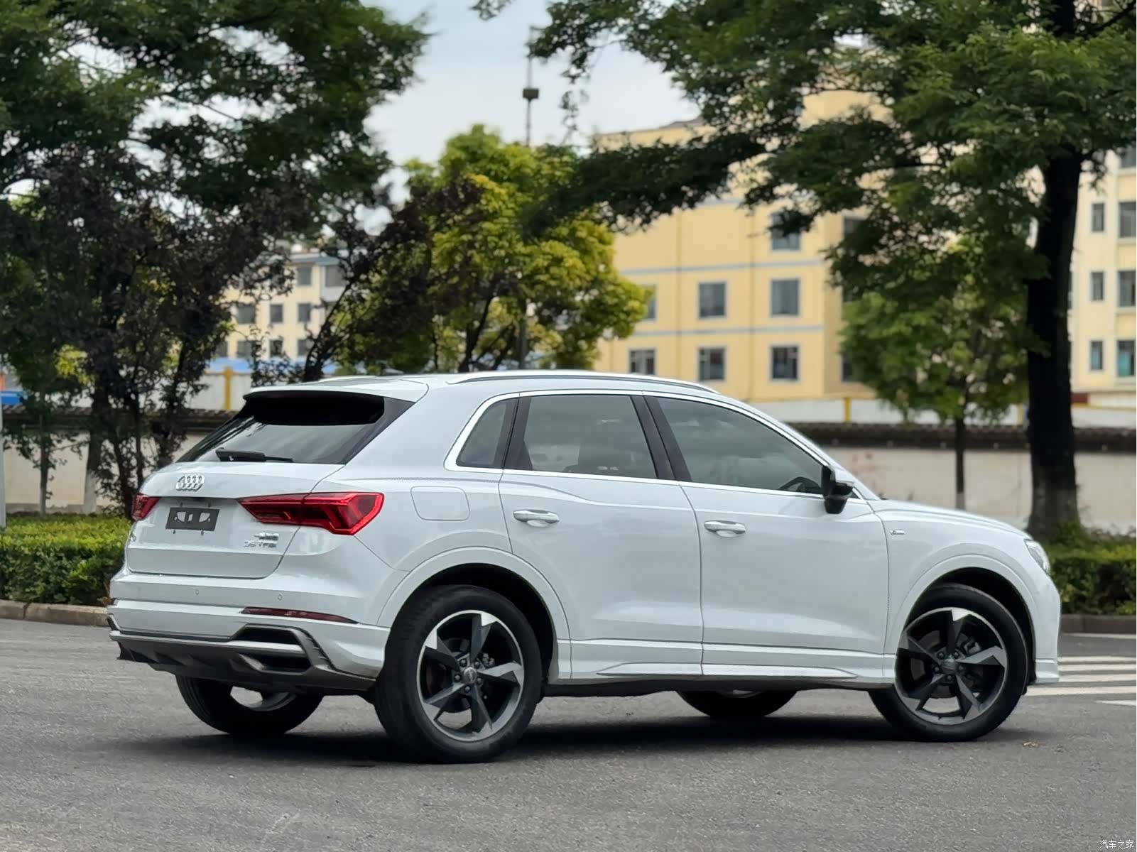 Audi Q3, 2019 4
