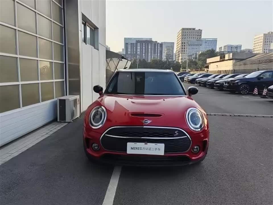 MINI CLUBMAN