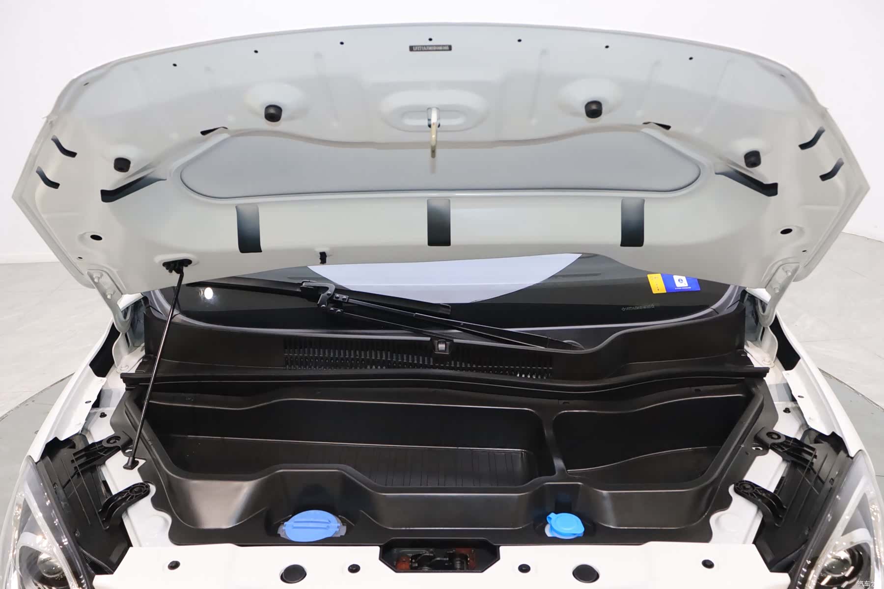 Leapmotor T03, 2025 7