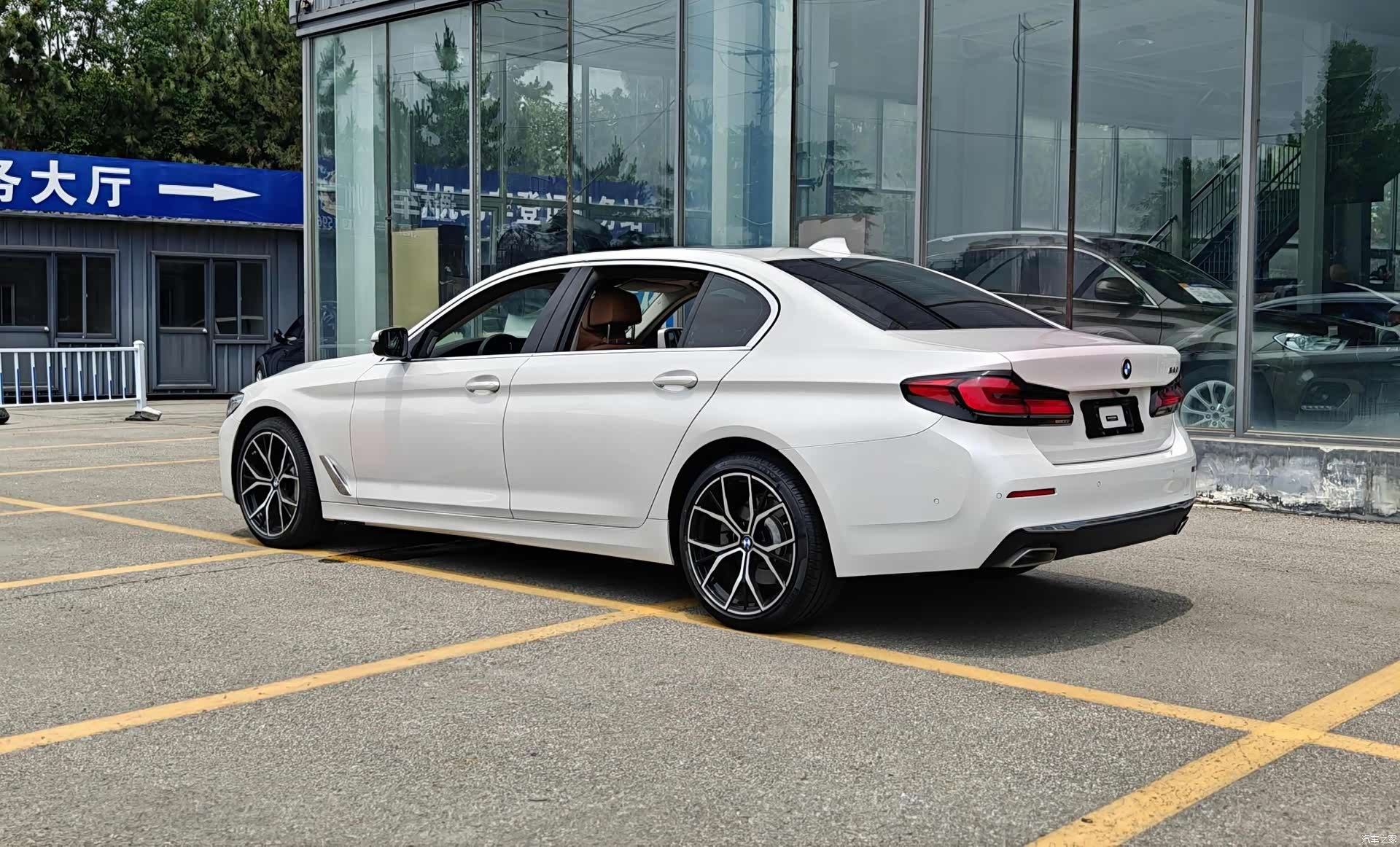 BMW 5 Series, 2021 4