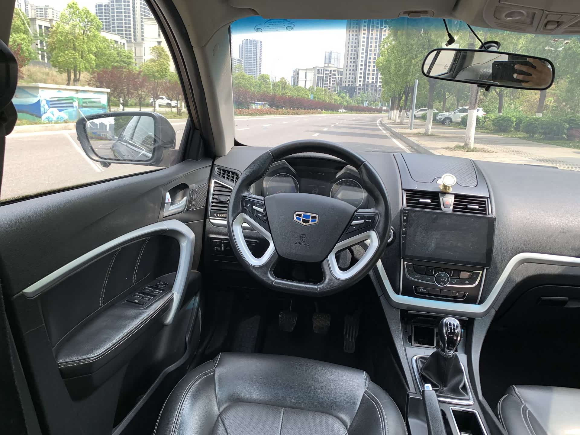 Geely Emgrand, 2016 14