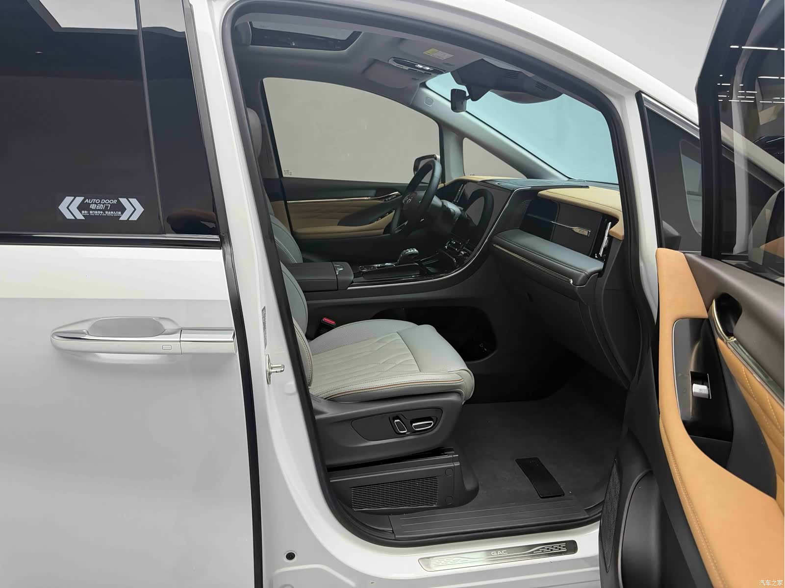 Trumpchi M8, 2023 6