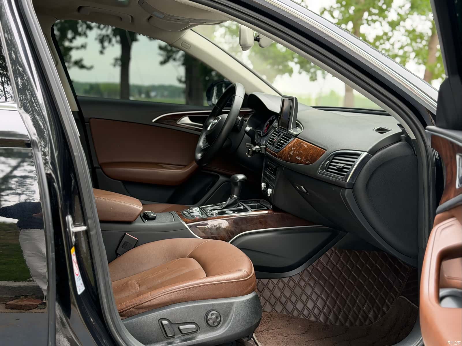 Audi A6L, 2014 9