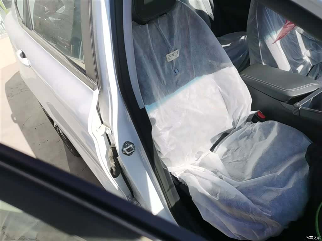 Geely Binray, 2026 25
