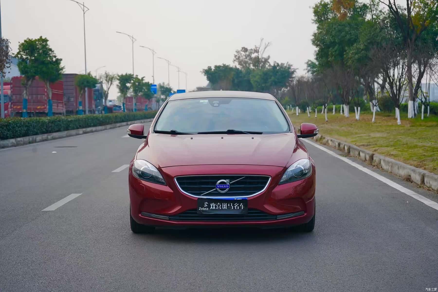 Volvo V40, 2015 2