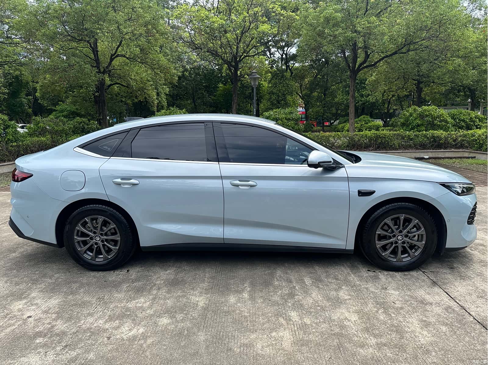 BYD Qin, 2025 11