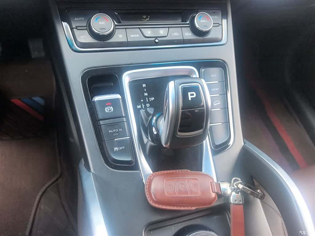 Geely Boyue, 2022 10