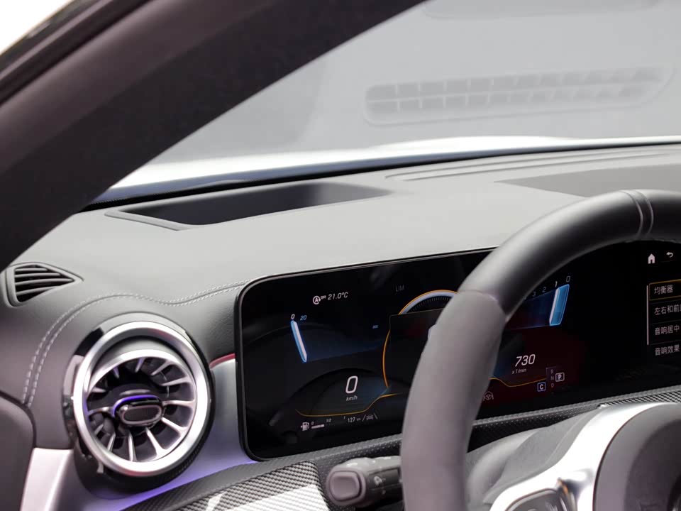 Mercedes-Benz CLA AMG