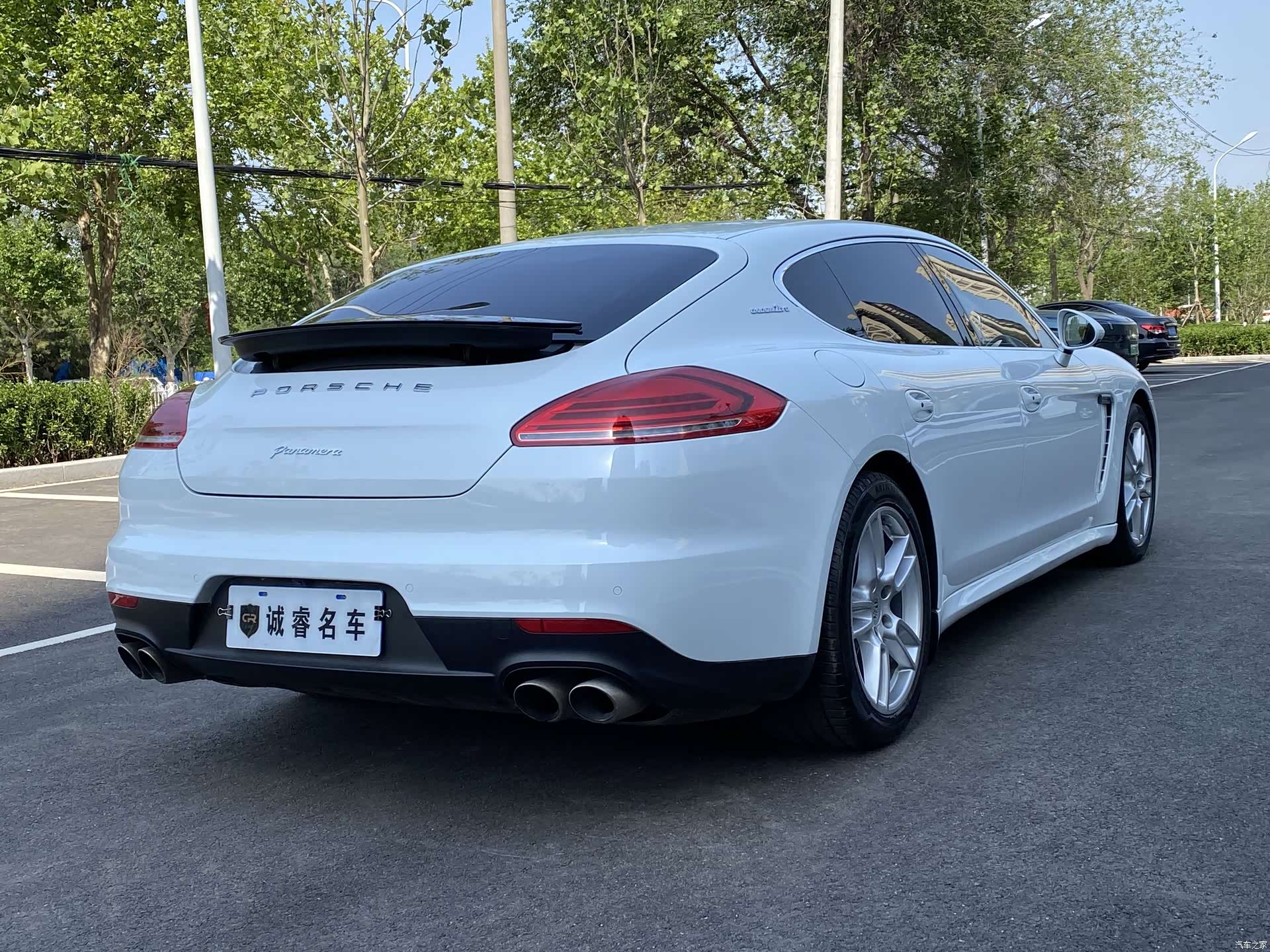 Porsche Panamera, 2016 9