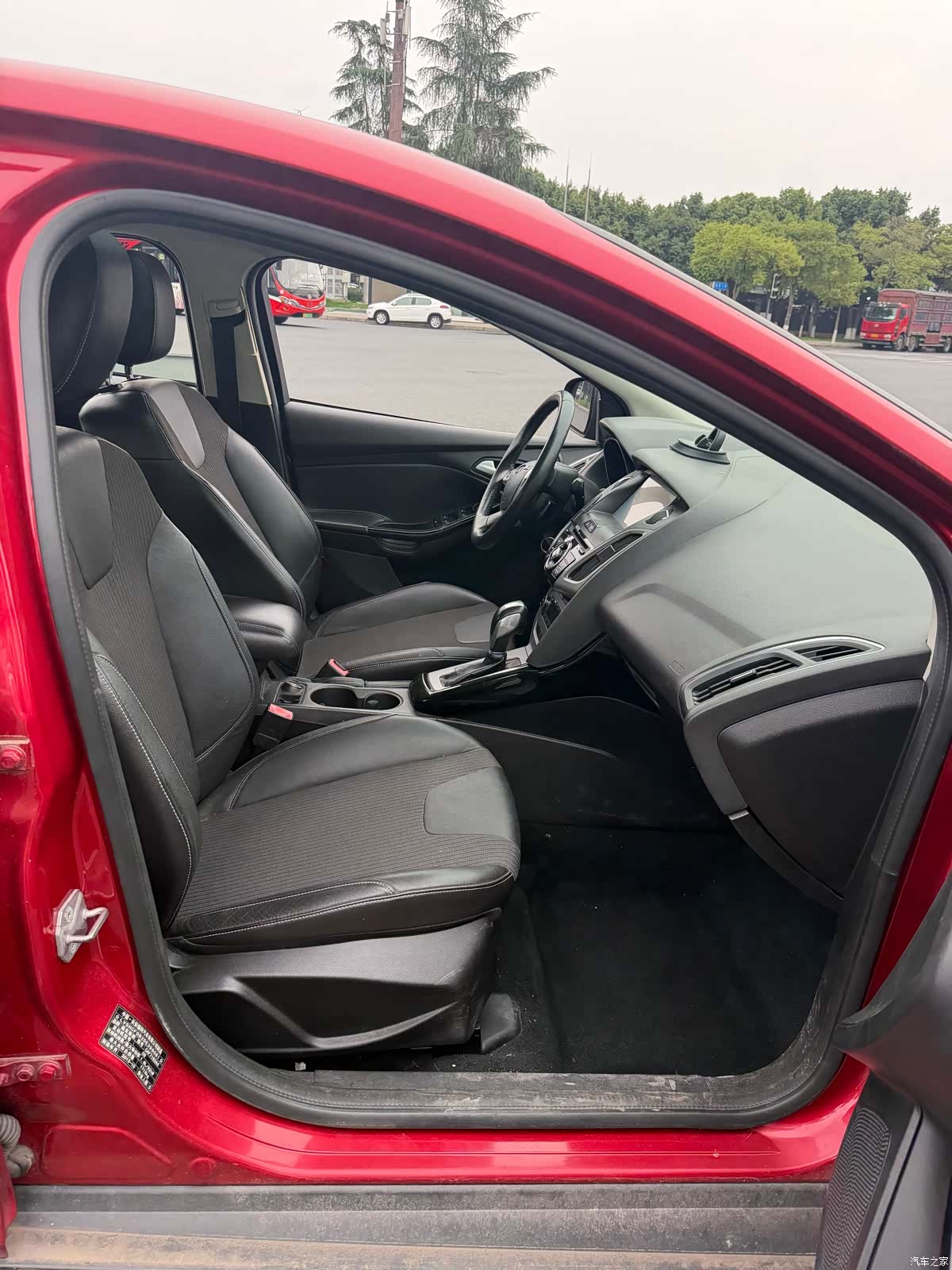 Ford Focus, 2013 9