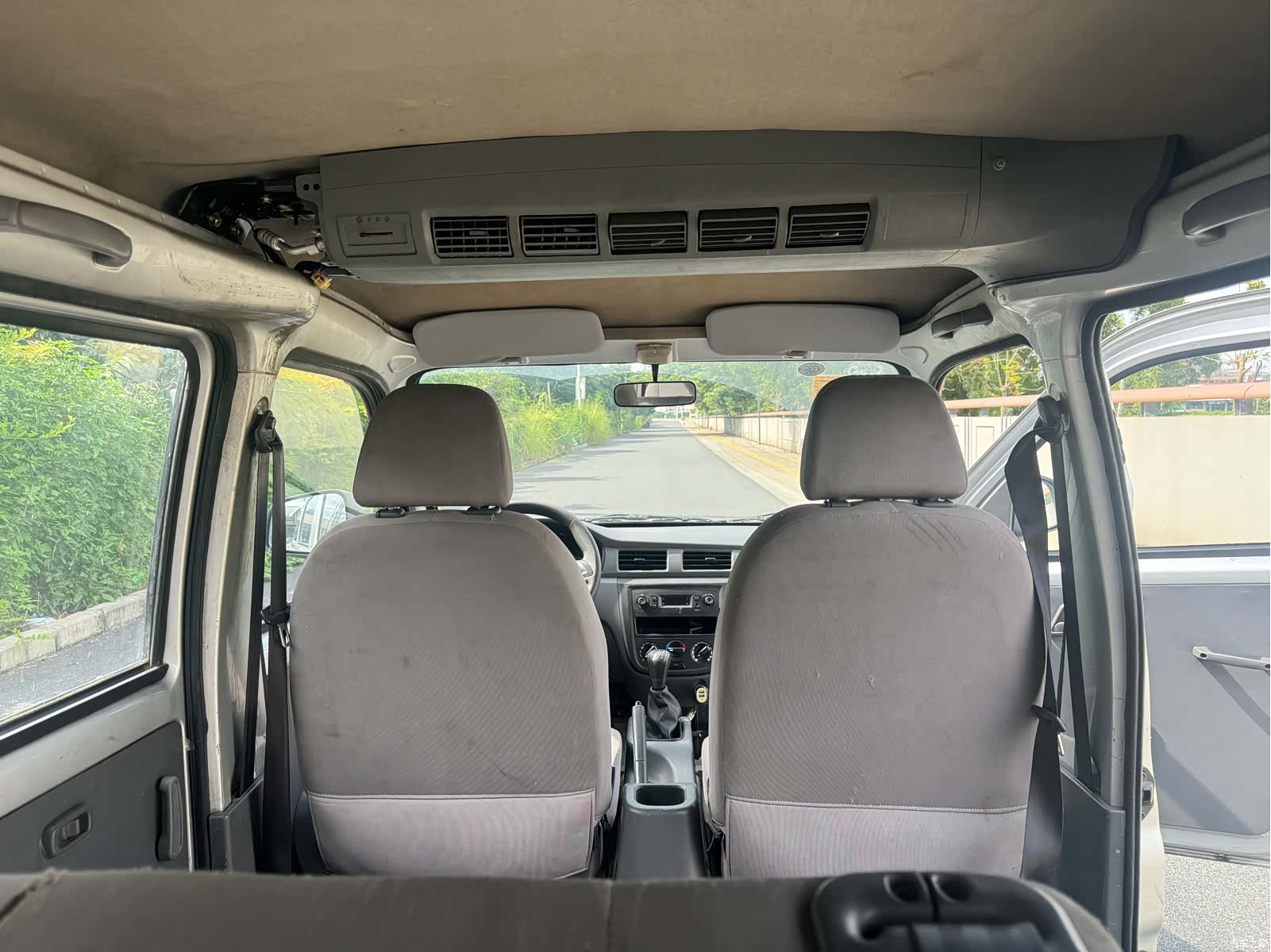 Wuling S, 2017 13