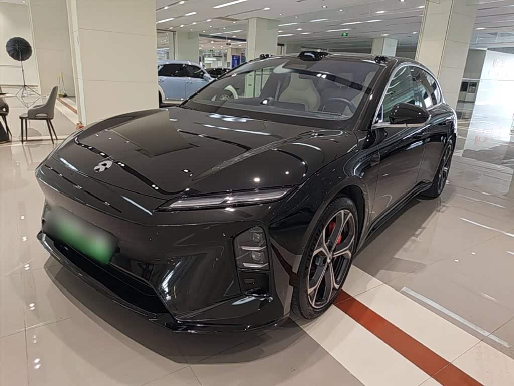 NIO ET5