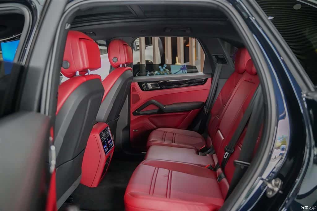 Porsche Cayenne, 2021 11