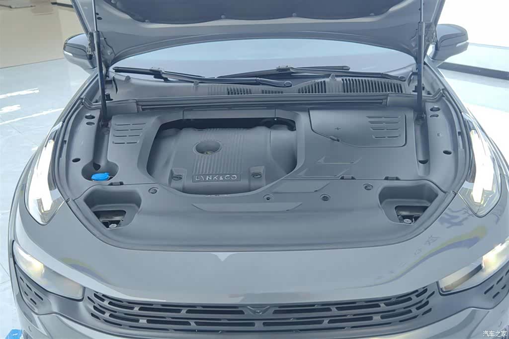 Lynk & Co 01, 2019 10