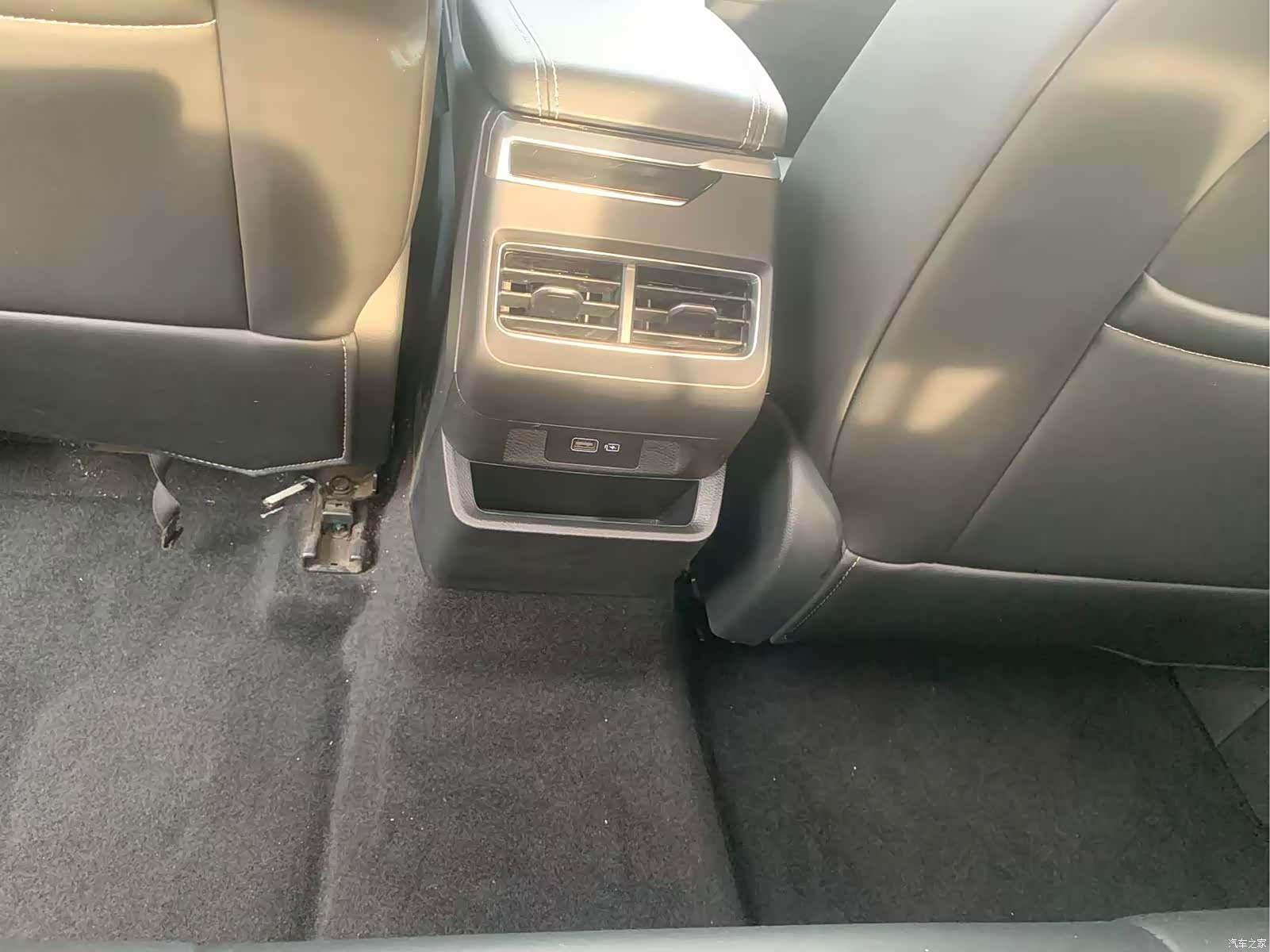 Geely Preface, 2023 14