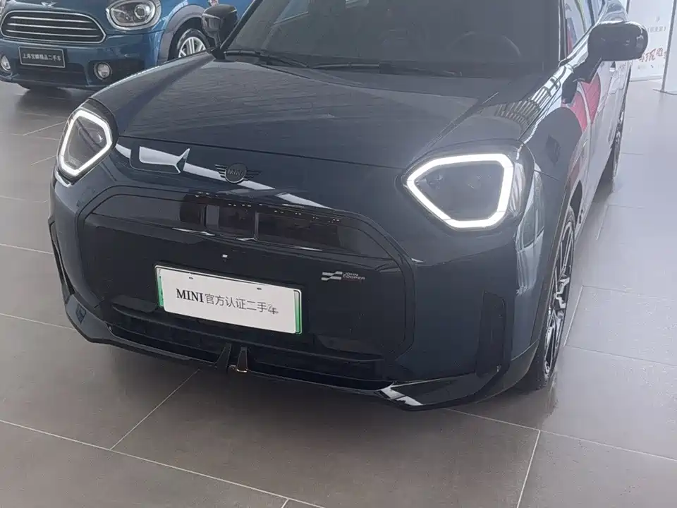 MINI Electric ACEMAN